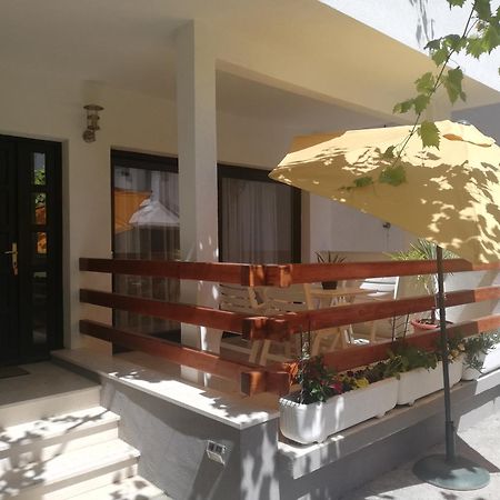 Apartment Jade Водице Екстериор снимка