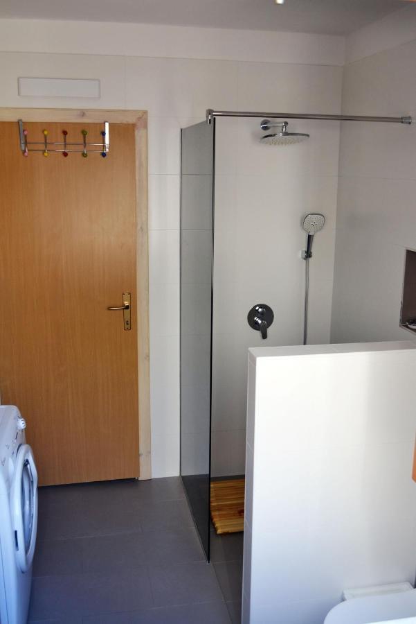 Apartment Jade Водице Екстериор снимка